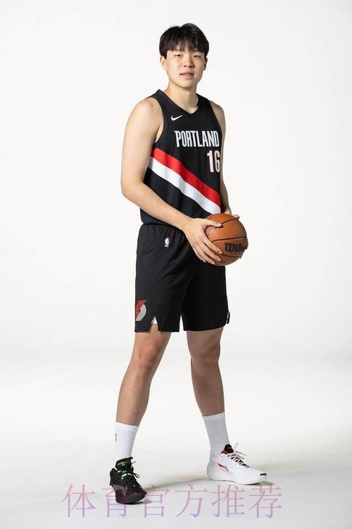 开拓者132-116赢湖人！杨瀚森0分，目睹发展联盟对手在NBA砍21分